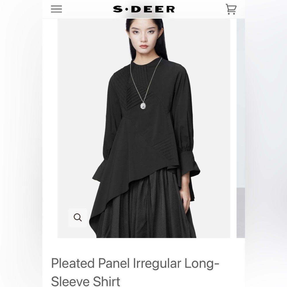 Brand new size medium black blouse